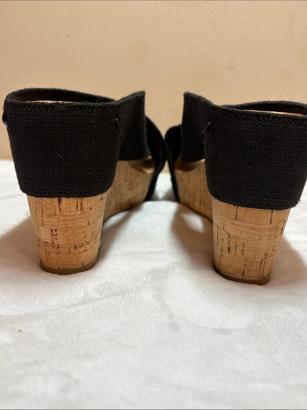 Lucky Brand Cross-Band Cork Miller Wedge Slide Sandals in Black, 9